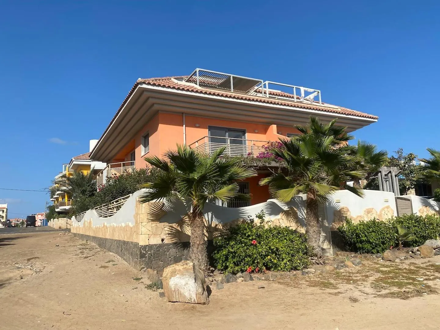 Corallo Beach Front Apartments - By Bobbywashere Santa María 0*,